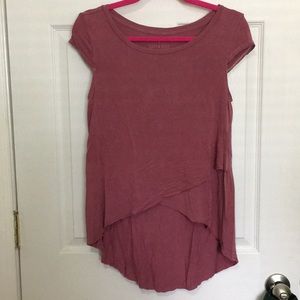 American Eagle soft and sexy uneven bottom top